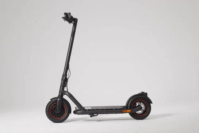 Elektricni romobil Navee N65