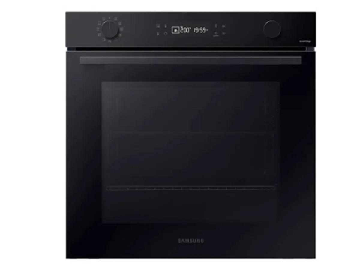Ugradbena pecnica Samsung NQ5B4553FBK/U3