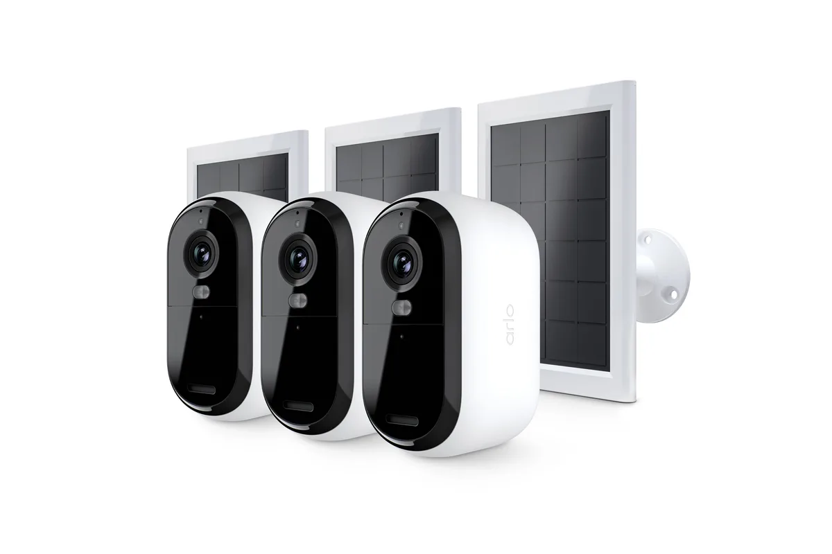 Arlo Essential (Gen.2) 2K Outdoor Security Camera - 3 Camera Kit + 3 Essential Solar Panel Charger - White