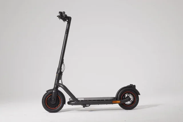 Elektricni romobil Navee N65