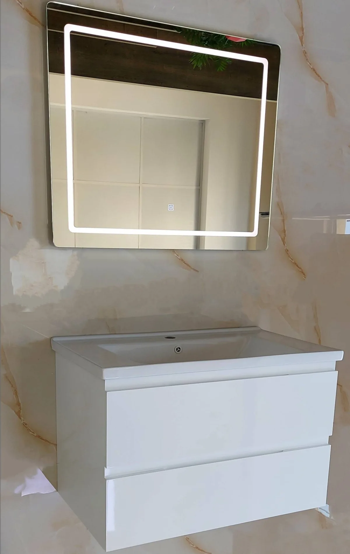Mobilje Banjo PVC 80cm Kodi 4005 + Lavaman 80cm 4005 + Pasqyre LED 80x70cm 4603B